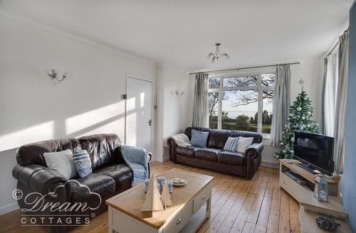 Dream Cottages - Sandsfoot Hse Xmas 17-1003