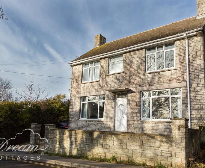 Dream Cottages - Sandsfoot House 1217 -1002