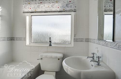 Dream Cottages - Sandsfoot House 1217 -1018