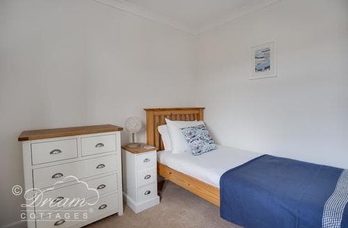 Dream Cottages - Sandsfoot House 1217 -1026