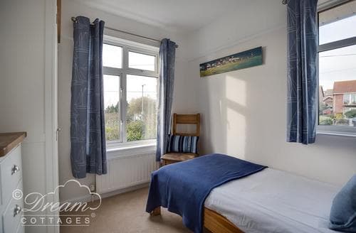 Dream Cottages - Sandsfoot House 1217 -1023