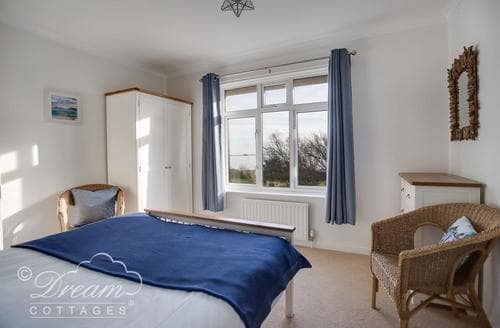 Dream Cottages - Sandsfoot House 1217 -1021