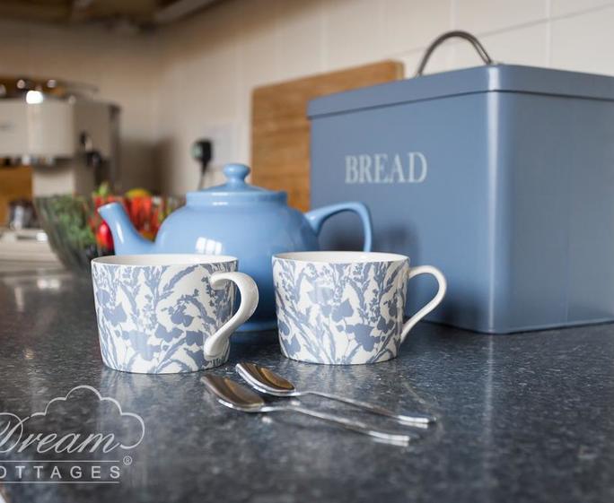 Dream Cottages - Sandsfoot House 1217 -1014
