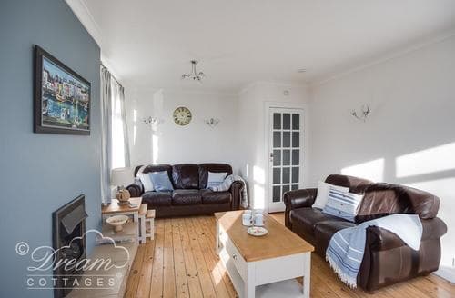 Dream Cottages - Sandsfoot House 1217 -1016