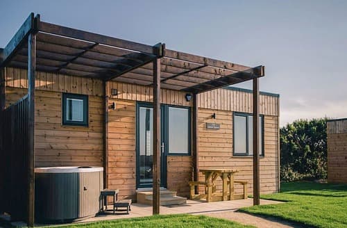 Lakeside Signature Lodge | Landal Gwel an Mor, Feadon Lane, Portreath
