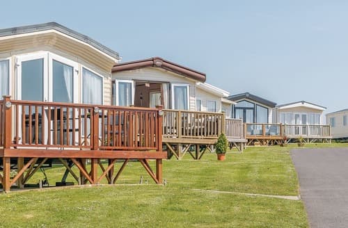 The park setting | Meadow House Holiday Park, Summerhill, Amroth