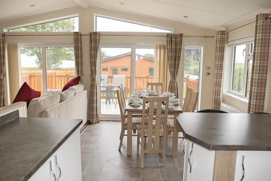 Red Robin Lodge | Longmead Country Escapes, Cheddar, Nr Wells