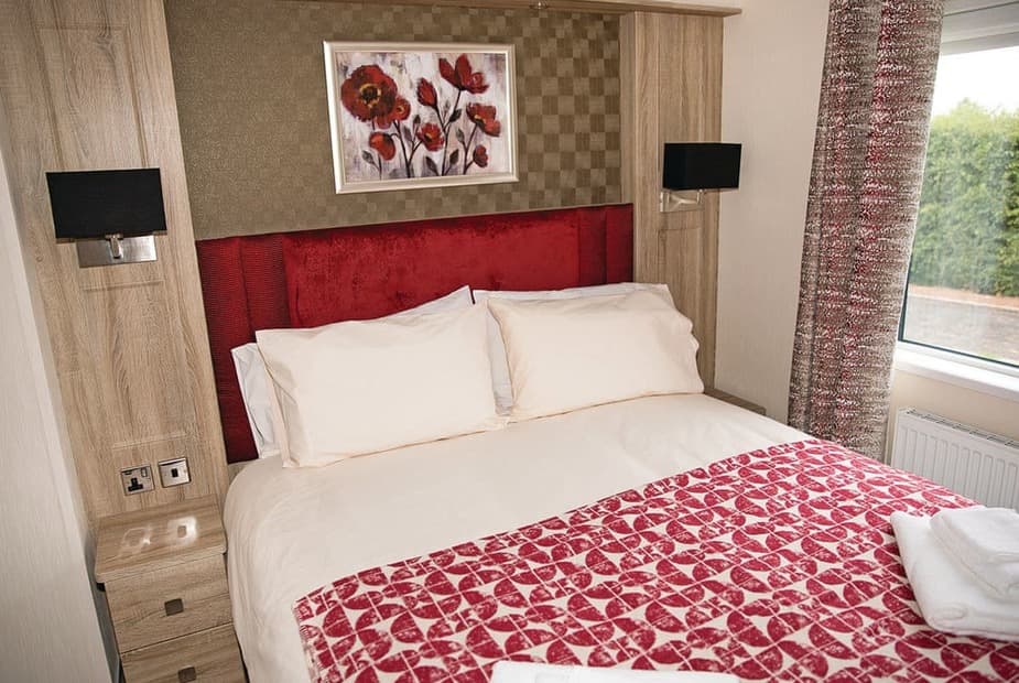 Red Robin Lodge | Longmead Country Escapes, Cheddar, Nr Wells