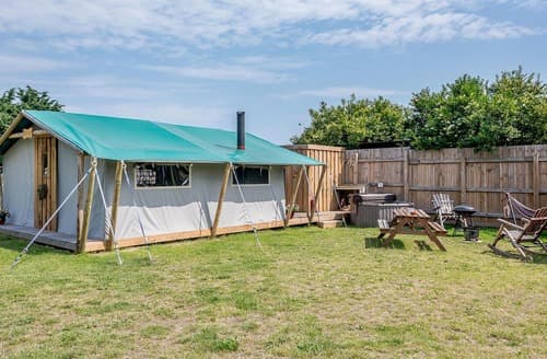 Brits Away | Swallow Park, Belton, Great Yarmouth, Norfolk