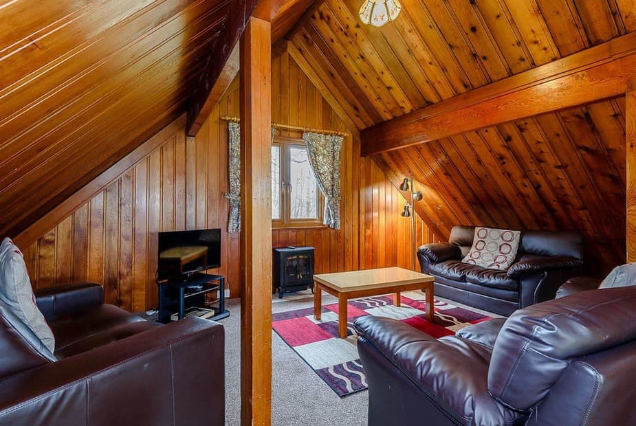 Mountain Lodge | Penllwyn Lodges, Garthmyl, Montgomery