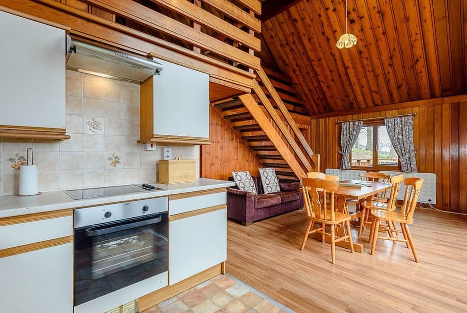Mountain Lodge | Penllwyn Lodges, Garthmyl, Montgomery