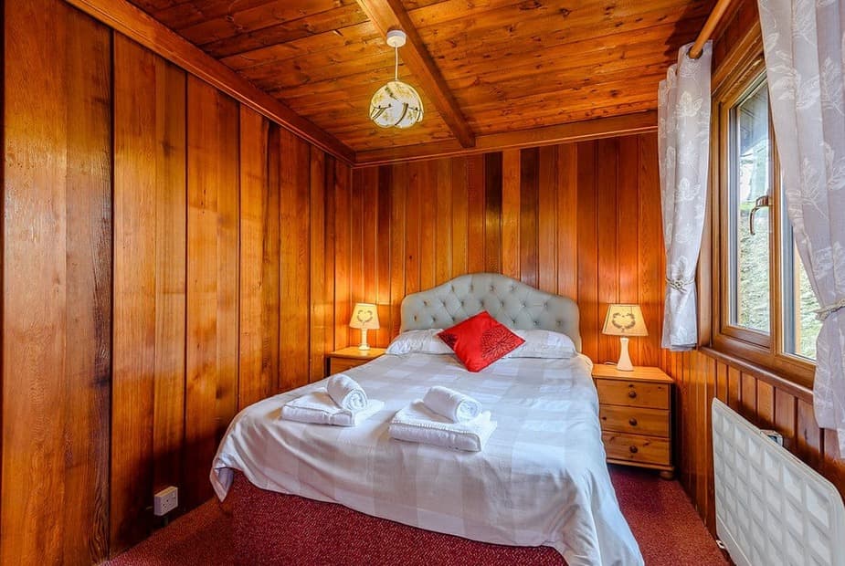 Mountain Lodge | Penllwyn Lodges, Garthmyl, Montgomery