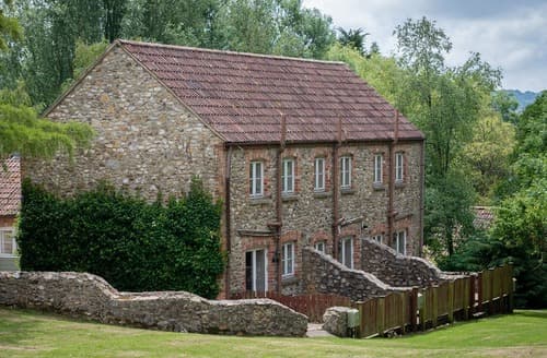 Otterfalls, Upottery, Honiton
