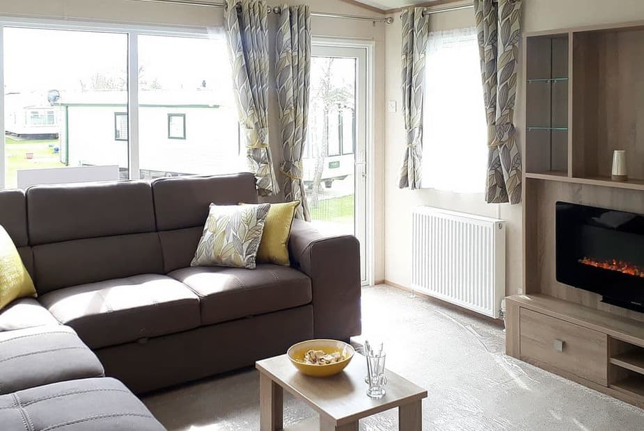 Typical York Superior Caravan | York House Country Park, Thirsk | York Superior Caravan - York House Country Park, Thirsk