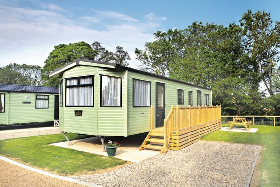 The caravan setting