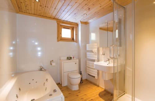 Dalwhinnie Premier Lodge