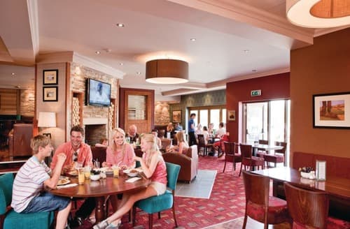 Hunter&rsquo;s bar and grill