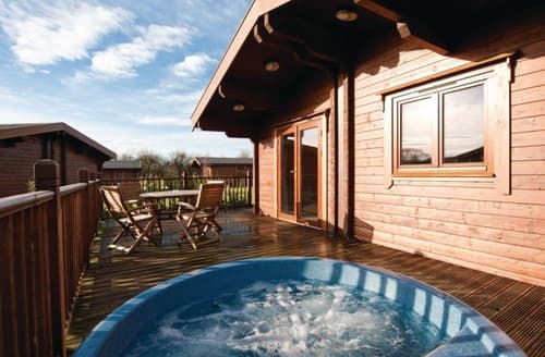 Waveney Lodge