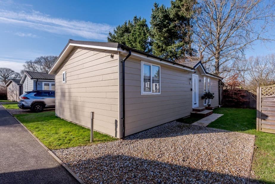 Typical Selby Lodge Plus | Selby Lodge Plus - Golden Cross Lodges, Chiddingly, Nr Eastbourne