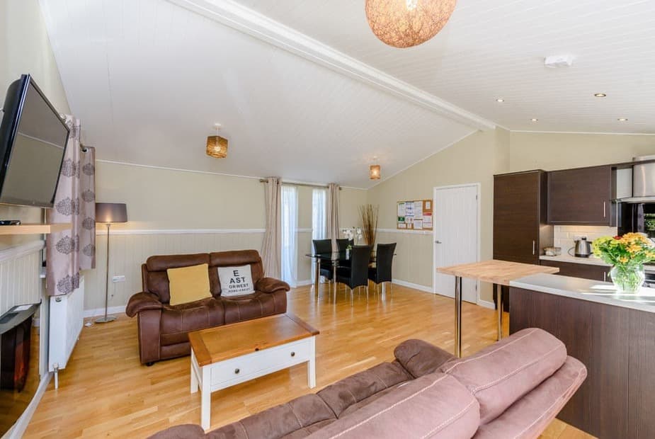 Typical Selby Lodge Plus | Selby Lodge Plus - Golden Cross Lodges, Chiddingly, Nr Eastbourne