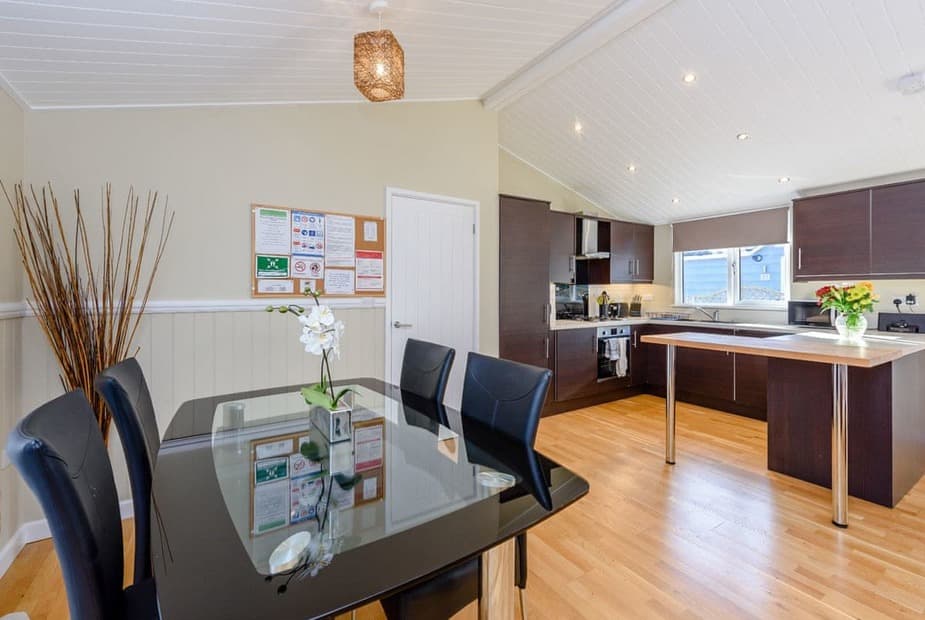 Typical Selby Lodge Plus | Selby Lodge Plus - Golden Cross Lodges, Chiddingly, Nr Eastbourne