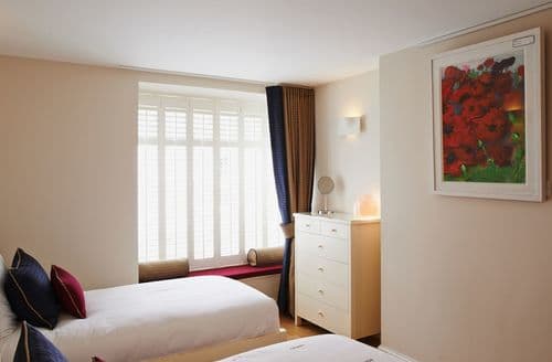 Twin bedroom  on the ground floor