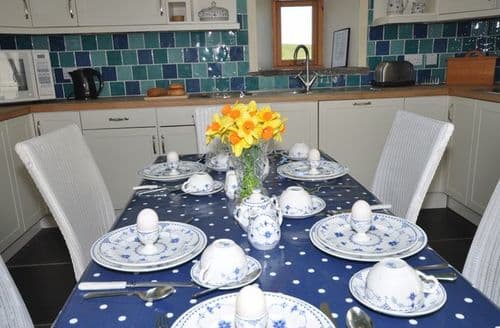 Dining area to enjoy a family breakfast 