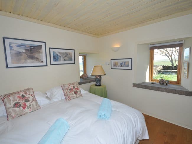 Spacious king-size bedroom