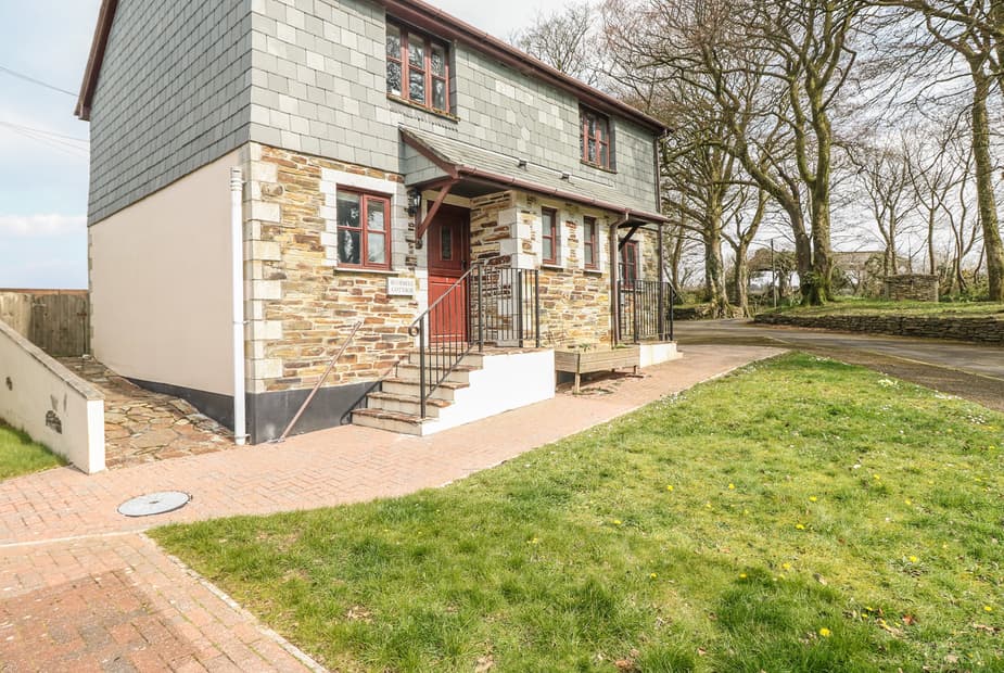 Bluebell Cottage, Camelford, Cornwall Last Minute Cottages