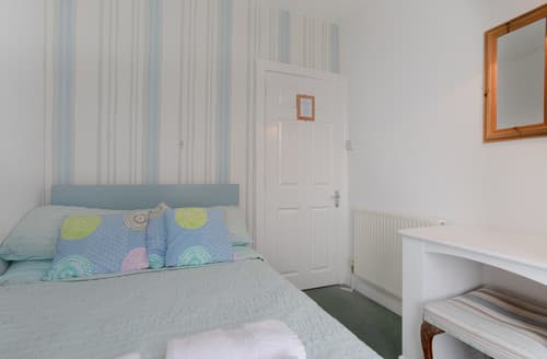 The small 4' bedroom