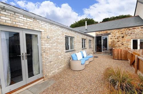 Enclosed courtyard