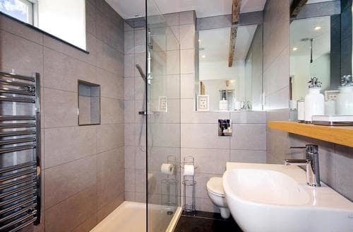 Ensuite shower room