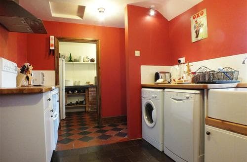 2108-5-kitchen