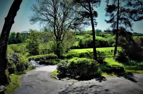 2238-8-grounds more (3)