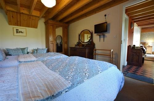 2238-6-Twin bedroom (3)