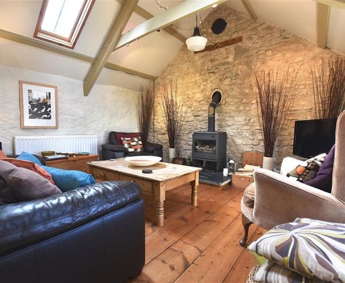 2238-1-Beudy sitting room (1)