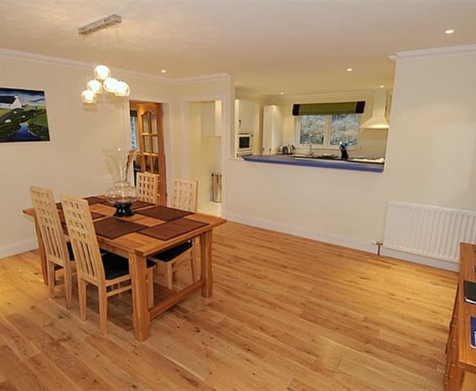 fir_dining1