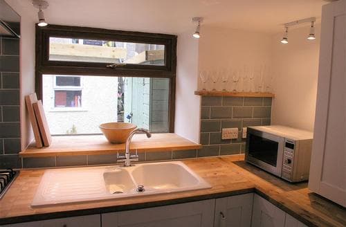 CHERRY TREE KITCHEN 6 
