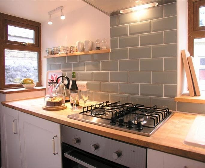 CHERRY TREE KITCHEN 1 