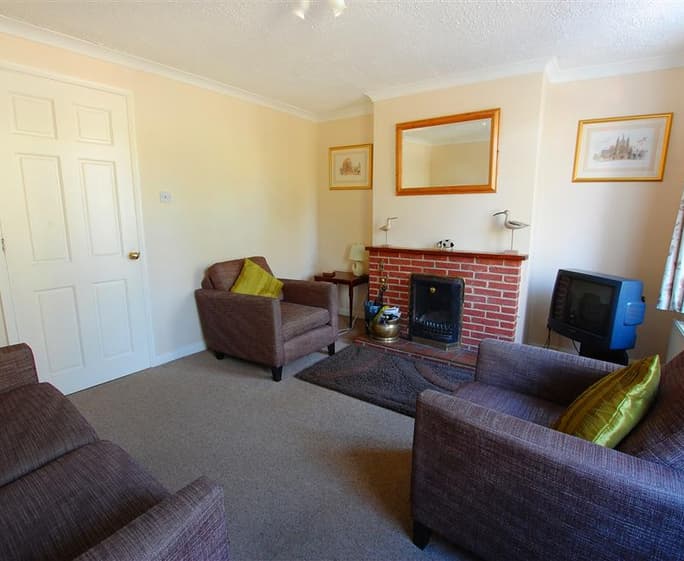 Sitting room - View 2