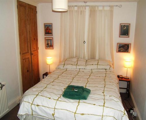 Front double bedroom