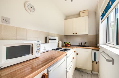 Merrydown Cottage kitchen