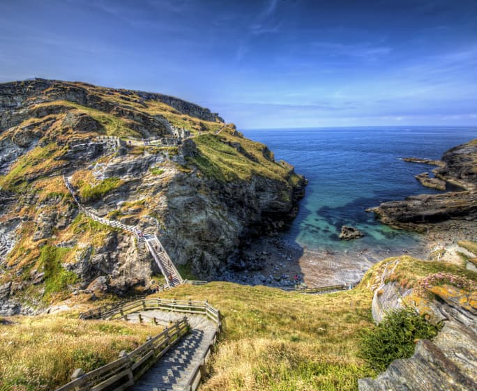 Just a 15 minute drive to Tintagel Castle
