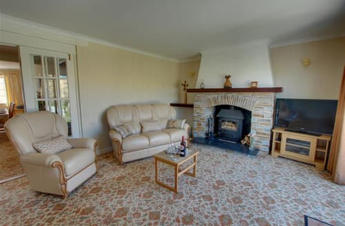 Sitting Room - View 2