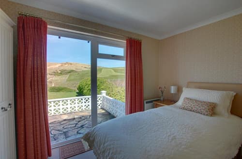 Bedroom 2 - View 3