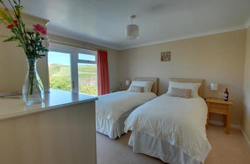Bedroom 2 - View 2