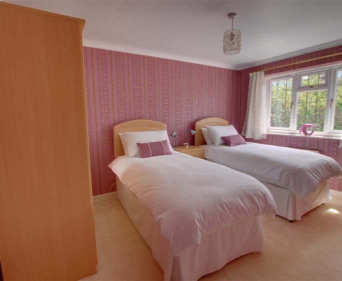 Bedroom 3 - View 1