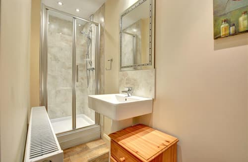 Shower Room 2