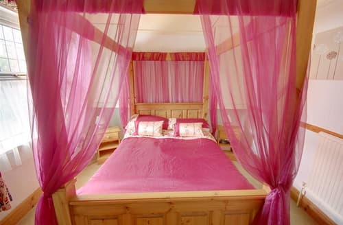 Bedroom 2 - View 2