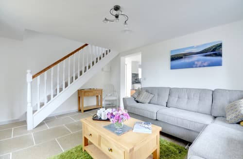 Comfortable L shaped sofa in the sitting room